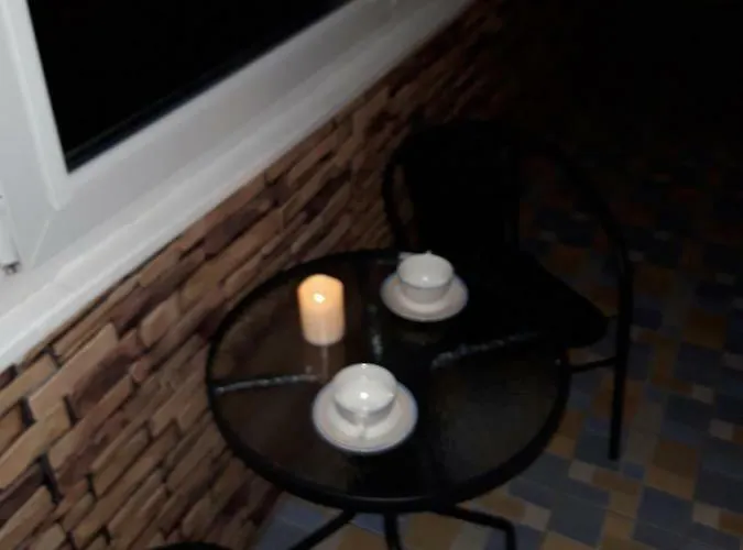 Appartamento Ferry Terminal Aparts *